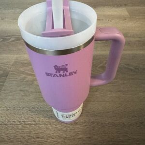 Purple Stanley 40oz Stainless Steel H2.0 Flowstate Quencher Lilac New